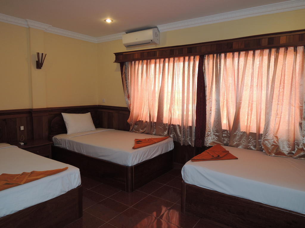 Banan Hotel Battambang Cameră foto