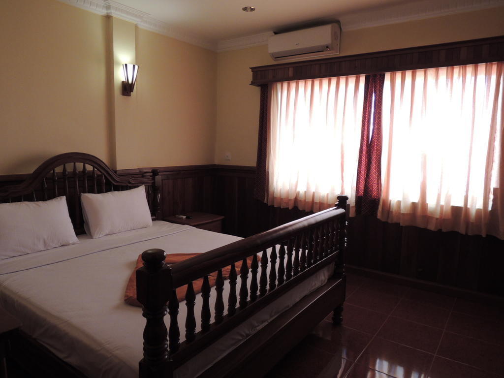 Banan Hotel Battambang Cameră foto